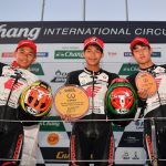 Pebalap binaan AHM, Decksa Almer Alfarezel (Kiri) berhasil meraih podium kedua pada race pertama putaran ke-5 di ajang Thailand Talent Cup (TTC) yang digelar di Chang International Circuit - Thailand (4-5/11).  
