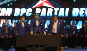 Belasan ribu kader Partai Demokrat se Jawa Barat menjadi saksi sejarah pengukuhan para Ketua DPC yang telah terpilih dalam Muscab Serentak