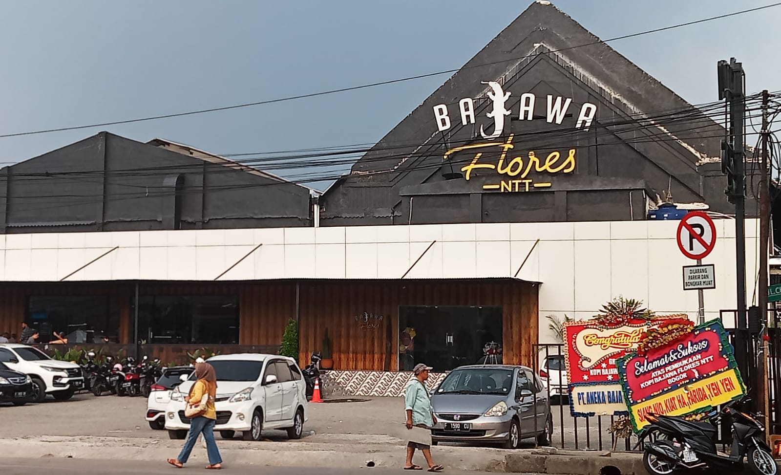 Diduga tidak memiliki izin usaha, Satpol PP Kota Bogor masih belum melakukan penyegelan terhadap Kafe dan Resto Bajawa Flores.