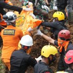 PROSES EVAKUASI: Tim SAR gabungan kembali temukan 2 korban akibat gempa Cianjur. (DOK. TIM SAR)