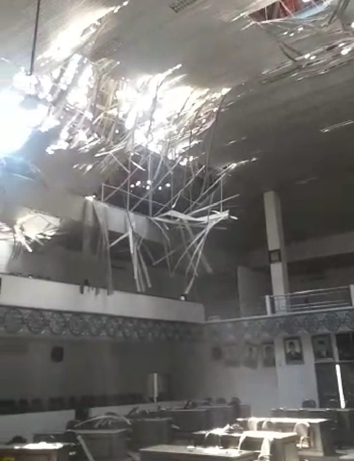 Akibat Gempa, Ruang Rapat di Gedung DPRD Cianjur Ambrol