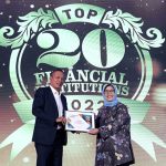 Kinerja Keuangan bank bjb Tumbuh Positif, Nia Kania Raih Best of The Best CFO dari The Finance