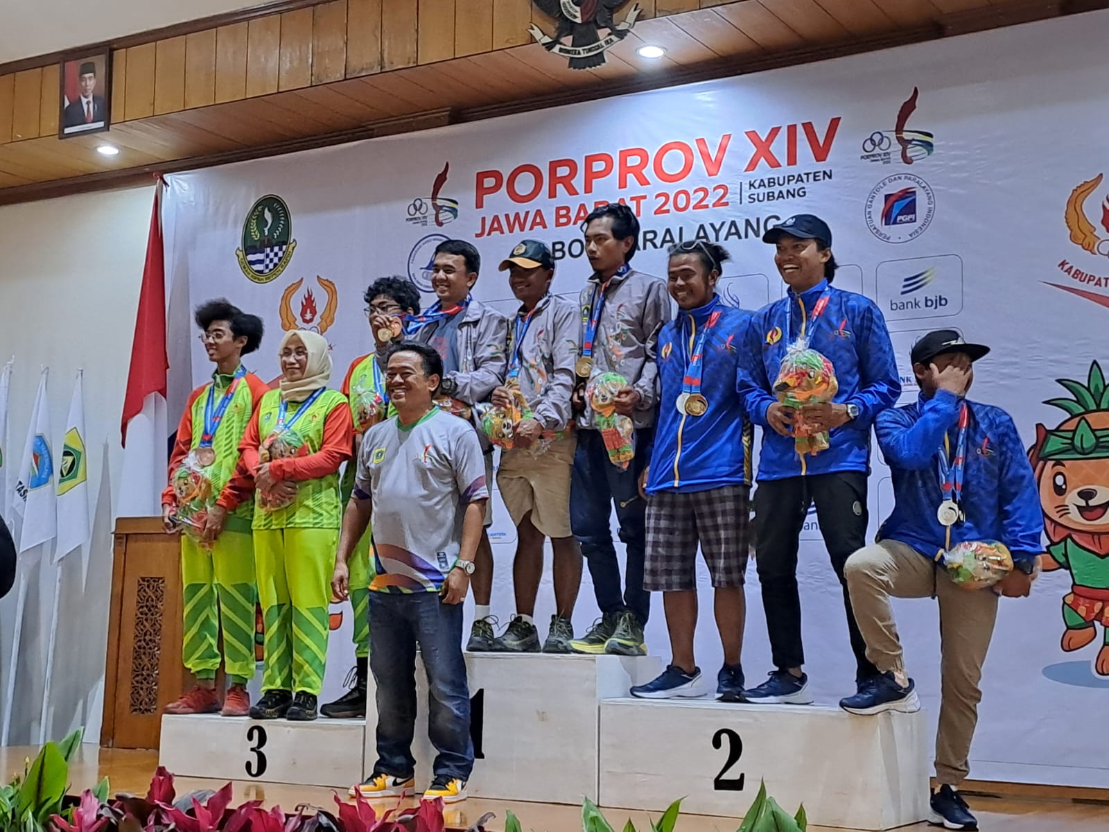 RAIH PRESTASI: Cabang Olahraga Gantole Kabupaten Bogor mampu keluar sebagai juara umum Porprov Jabar 2022 setelah meraih tiga emas dan 5 perak.