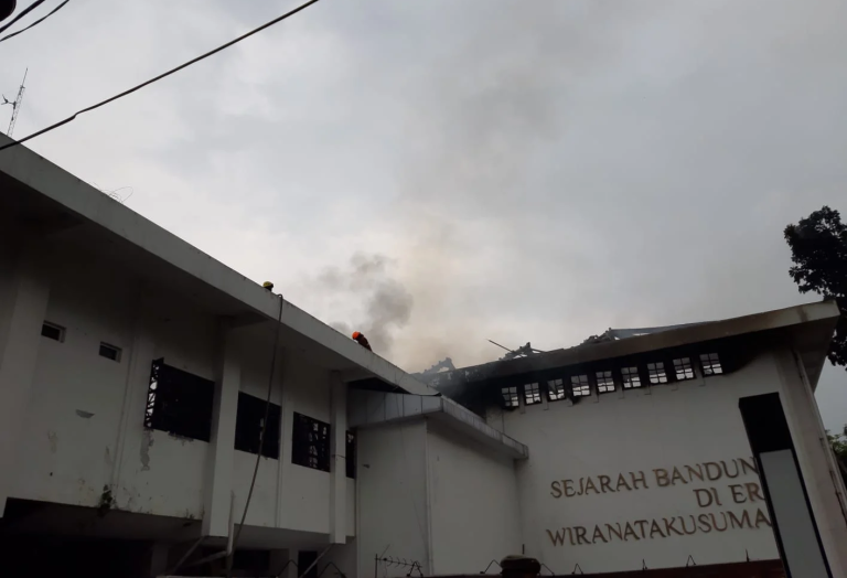 Kebakaran Gedung Bappelitbang Di Balai Kota Bandung Telah Padam Saksi Laporkan Korban Jiwa 2591