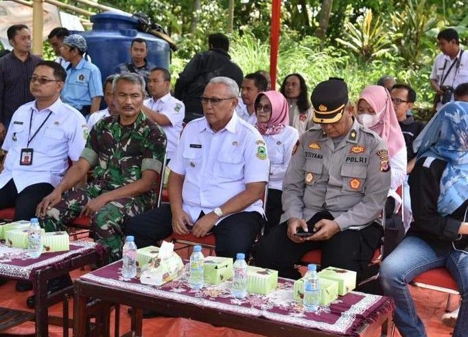 Peletakan Batu Pertama Sekretariat PWI Dihadiri Langsung Bupati Kuningan, Dikerjakan Secara Swadaya