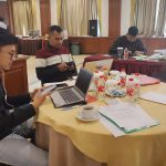 FOKUS: Sejumlah peserta UKW PWI Jabar saat mengikuti rangkaian test dari para penguji di Hotel Salak Heritage, Kota Bogor. (DOK/PWI KOTA BOGOR)