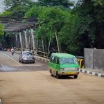 SELESAI DIPERBAIKI: Kondisi jembatan di ruas Jalan KH Tb M Falak Kota Bogor sempat ditutup saat ini sudah dapat dilalui kendaraan, Sabtu (31/12). (Yudha Prananda / Jabar Ekspres)