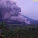 Erupsi Letusan Gunung Semeru yang terjadi pada Minggu 4 Desember 2022