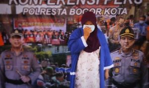 Polresta Bogor berhasil menangkap ES (42) pelaku pencurian rumah kosong di Tajur, Kecamatan Bogor Timur. (YUDHA PRANANDA / JABAR EKSPRES)