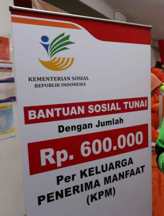 SEGERA DAFTAR: Kemensos RI meluncurkan saldo dana gratis sebesar Rp 600 ribu melalui aplikasi Cek Bansos.