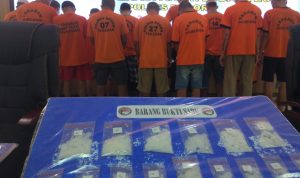 BERHASIL DIAMANKAN: Puluhan orang tersangka kasus narkotika diringkus Polres Bogor. (sandika fadilah/jabar ekspres)