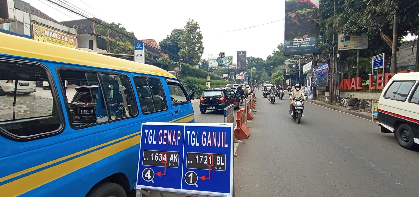 Skema pengaturan arus lalulintas menggunakan ganjil genap menuju jalur wisata di Lembang beberapa waktu lalu. (Sandi Nugraha/Jabar Ekspres/Ilustrasi)