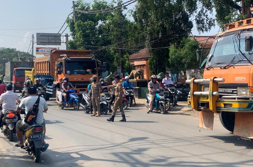 Permasalahan truk tambang dengan aktivitas masyarakat nampak akan segera selesai. dengan membuat jalan tol khusus tambang.