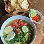Rekomendasi Soto Ayam Enak di Bandung (sumber: akun Instagram @chichicupboard)