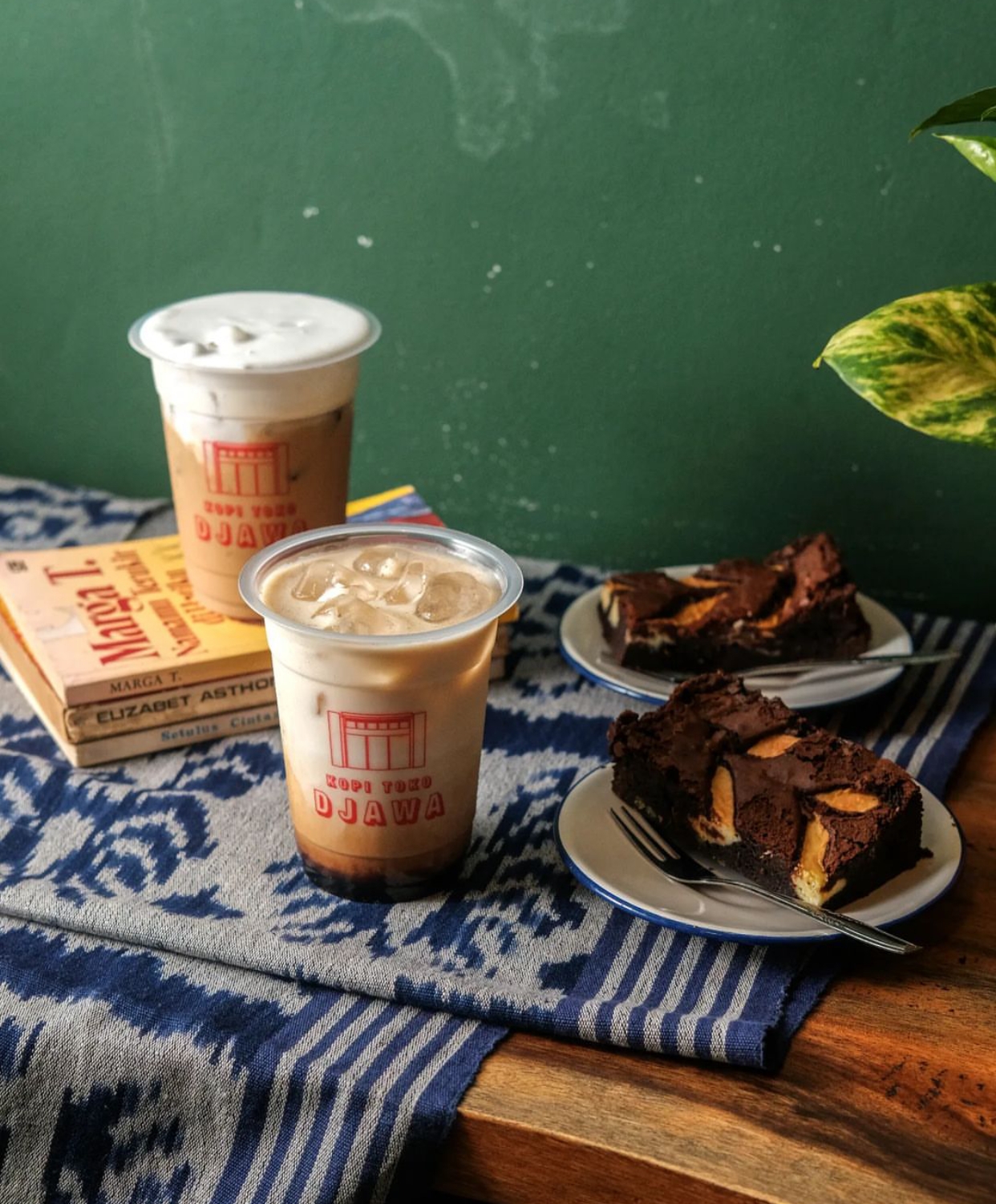 Rekomendasi Cafe Dengan Kopi Susu Enak di Bandung (sumber: akun Instagram @kopitokodjawa)