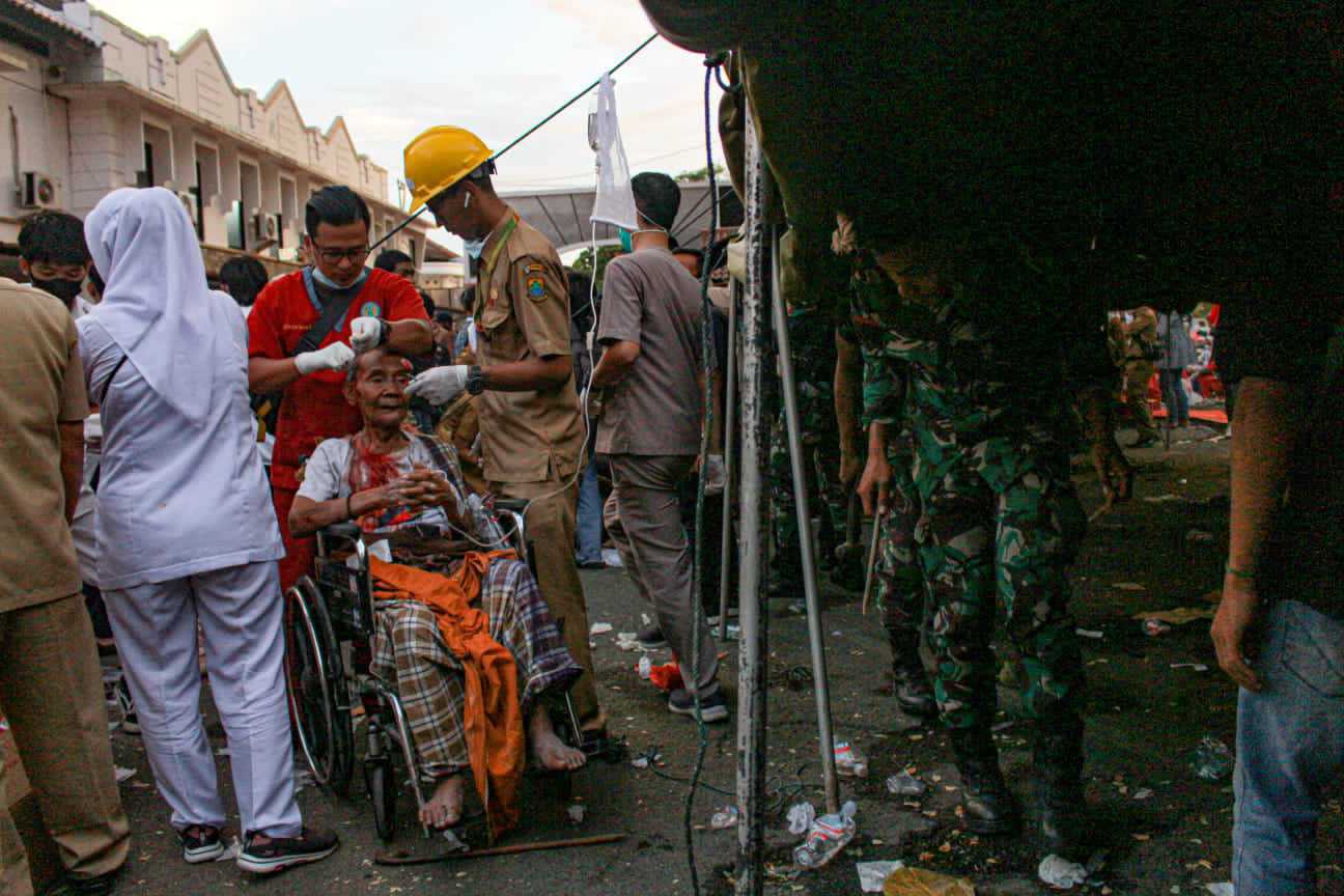 Penanganan gempa Cianjur yang memakan korban jiwa hingga ratusan orang. (KHOLID/JABAR EKSPRES)