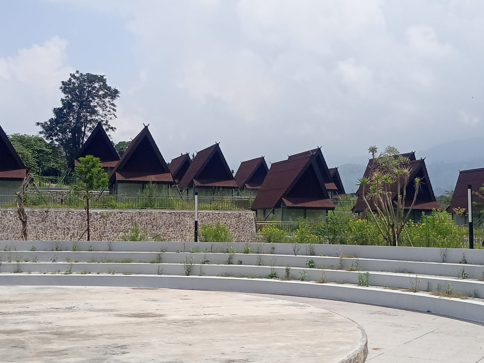 Rest Area Gunung Mas Puncak, Kabupaten Bogor. (SANDIKA FADILAH/JABAREKSPRES.COM)