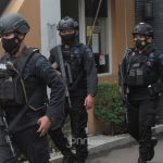 Densus 88 Geledah Kamar Kos Terduga Teroris di Jawa Tengah