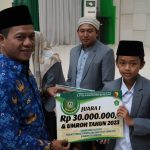Juara Umum ke-2 MTQ Tingkat Provinsi, Bupati Bandung Beri Uang Kadeudeh dan Tiket Umrah pada Kafilah