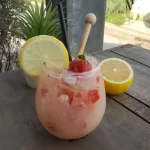 Resep Minuman Korea Kekinian Summer Berry Yakul Lemonade, minuman segar yang menyehatkan (Cookpad Andri Srp @cook_23484160)