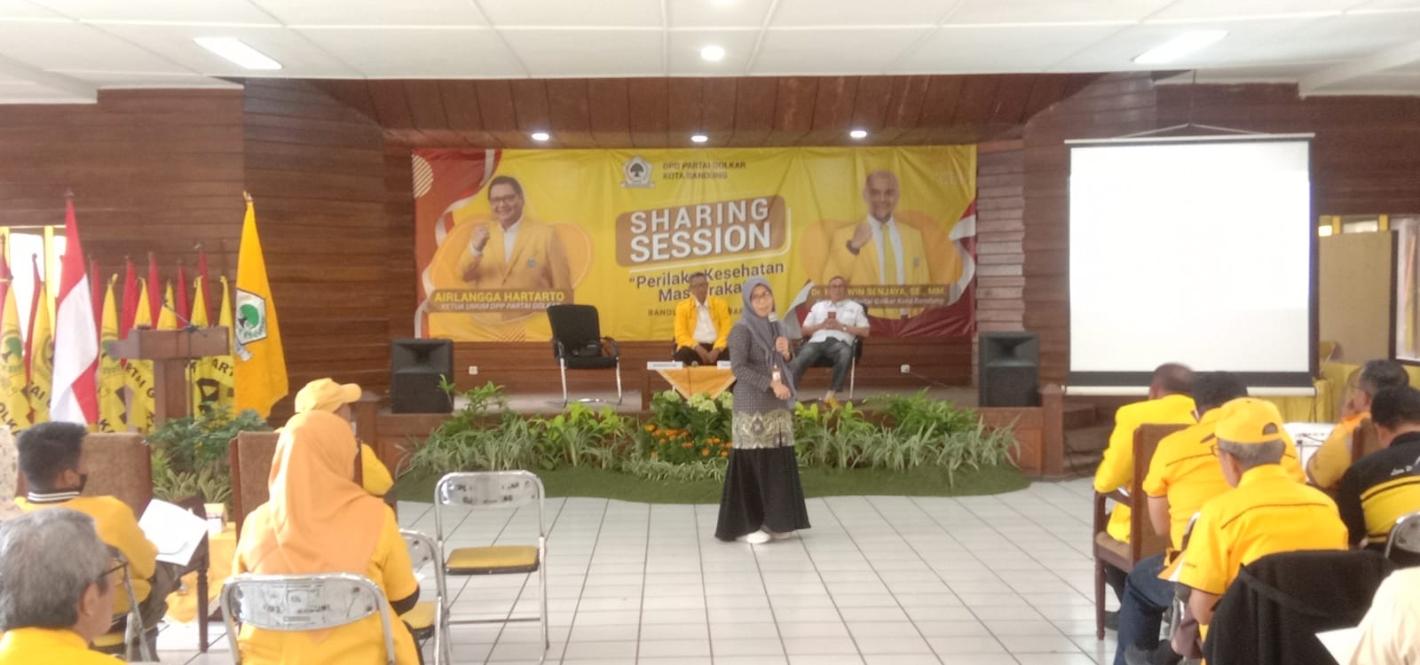 Sharing Session DPD Partai Golkar Kota Bandung terkait Persoalan pelayanan Kesehatan, Selasa 17 Januari 2023. (SANDI NUGRAHA/JABAREKSPRES)