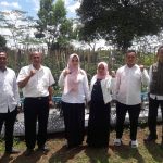 KOMPAK: Jajaran para guru dan staf SMKN Puspahiang Kabupaten Tasikmalaya.
