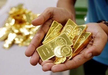 Akibat kondisi ekonomi global yang belum ada kepastian, harga emas antam hari ini mengalami penurunan yang cukup cukup tajam.