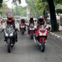 Kegiatan rolling city bersama komunitas Honda CBR di kota Bandung.