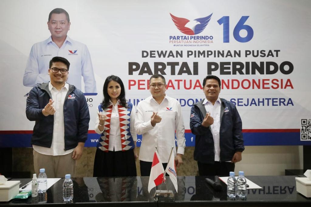 Partai Perindo kembali melantik dua kader baru yang memiliki kompentesi dan pengalaman yang nerguna untuk persiapan pemilu 2024.