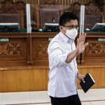 Ferdy Sambo lolos dari tuntutan mati yang dibacakan oleh JPU dalam lanjutan sidang di Pengadilan Negeri Jakarta Selatan, Selasa (17/1/2023). (Antara)