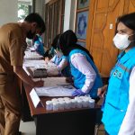 Untuk memastikan kalangan ASN tidak konsumsi narkoba, Badan Narkotika Nasional (BNN) Kabupaten Bandung Barat lalukan tes urine
