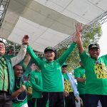 Wakil Gubernur Uu Ruzhanul Ulum secara terang-terang ingin maju menjadi Calon Gubenur Jawa Barat untuk menggantikan posisi Ridwan Kamil pada Pemilu 2024 nanti.