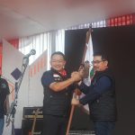 Jenderal Dudung Serahkan Estafet Ketua IKA SMAN 9 Bandung Kepada Aditya Purnawarman