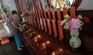 Sambut Perayaan Imlek, Vihara Tanda Bhakti Kota Bandung Siapkan 18 Lilin Besar
