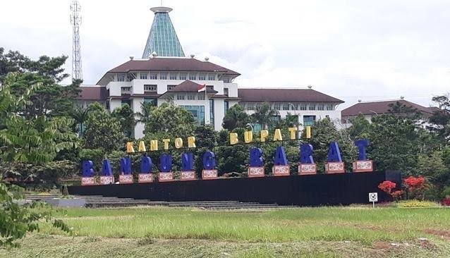 Meski status Pemberlakuan Pembatasan Kegiatan Masyarakat (PPKM) telah dicabut, namun kasus Covid-19 di Bandung Barat masih perlu diwaspadai.