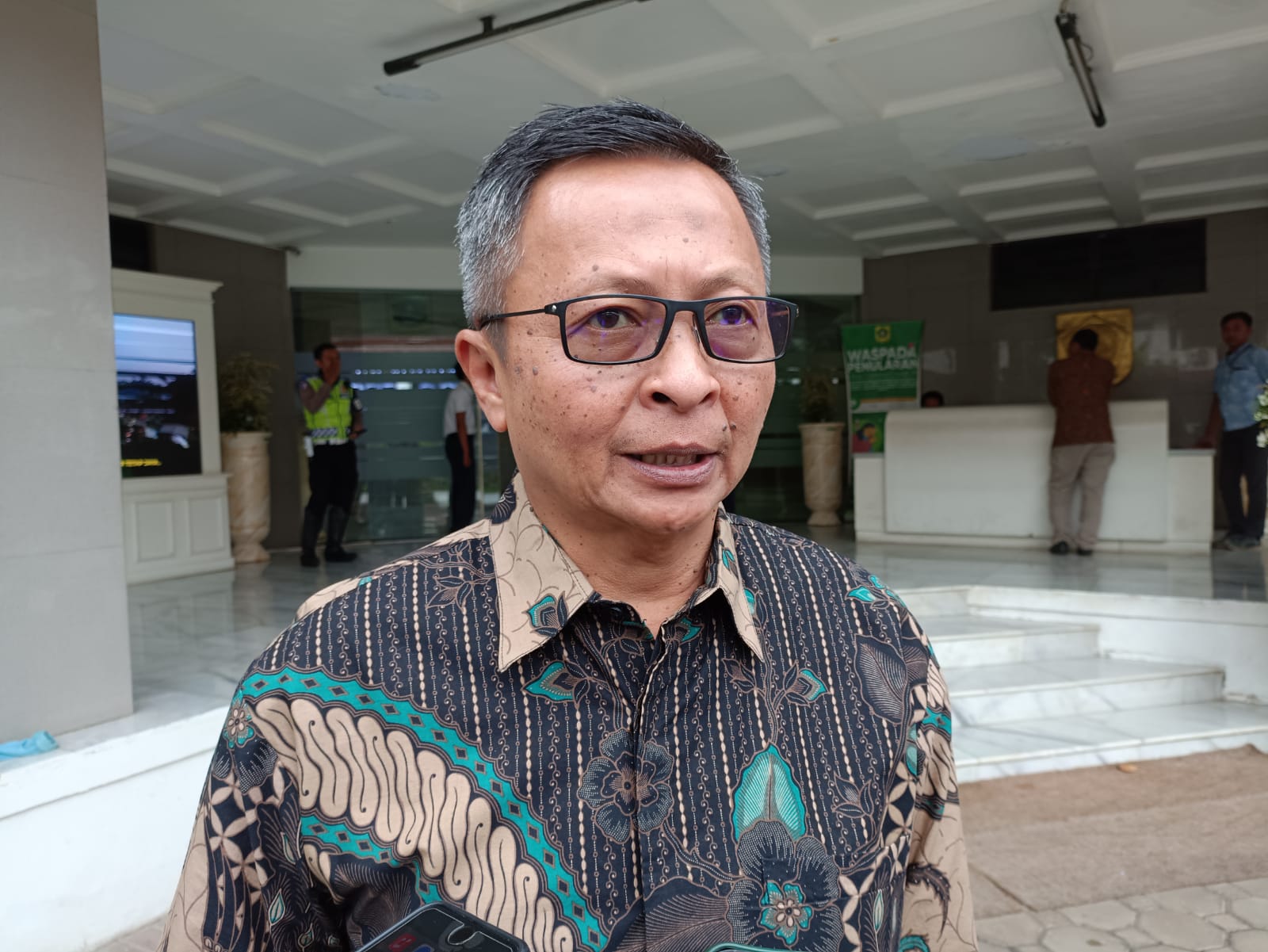 Kepala DPMD Kabupaten Bogor Renaldi Yushab menegaskan Pilkades Bogor tetap berjalan. (SANDIKA FADILAH/JABAREKSPRES.COM)