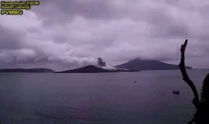 Gunung Anak Krakatau Kembali Erupsi, Abu Vulkanik Capai Ketinggian 3.000 Meter