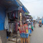 NAMPAK SEMRAWUT: Suasana pasar Citeureup, di Kabupaten Bogor yang tak kunjung dibenahi oleh Pemkab Bogor. (Sandika Fadilah/Jabareskpres.com)