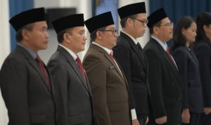 Di akhir masa jabatannya yang tinggal beberapa bulan lagi, Gubernur Jawa Barat Ridwan Kamill melakukan rotasi kepada pejabat eselon II