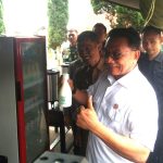Kepala Staf Kepresidenan RI Moeldoko Sambangi Stand Kodim 0618/Kota Bandung 