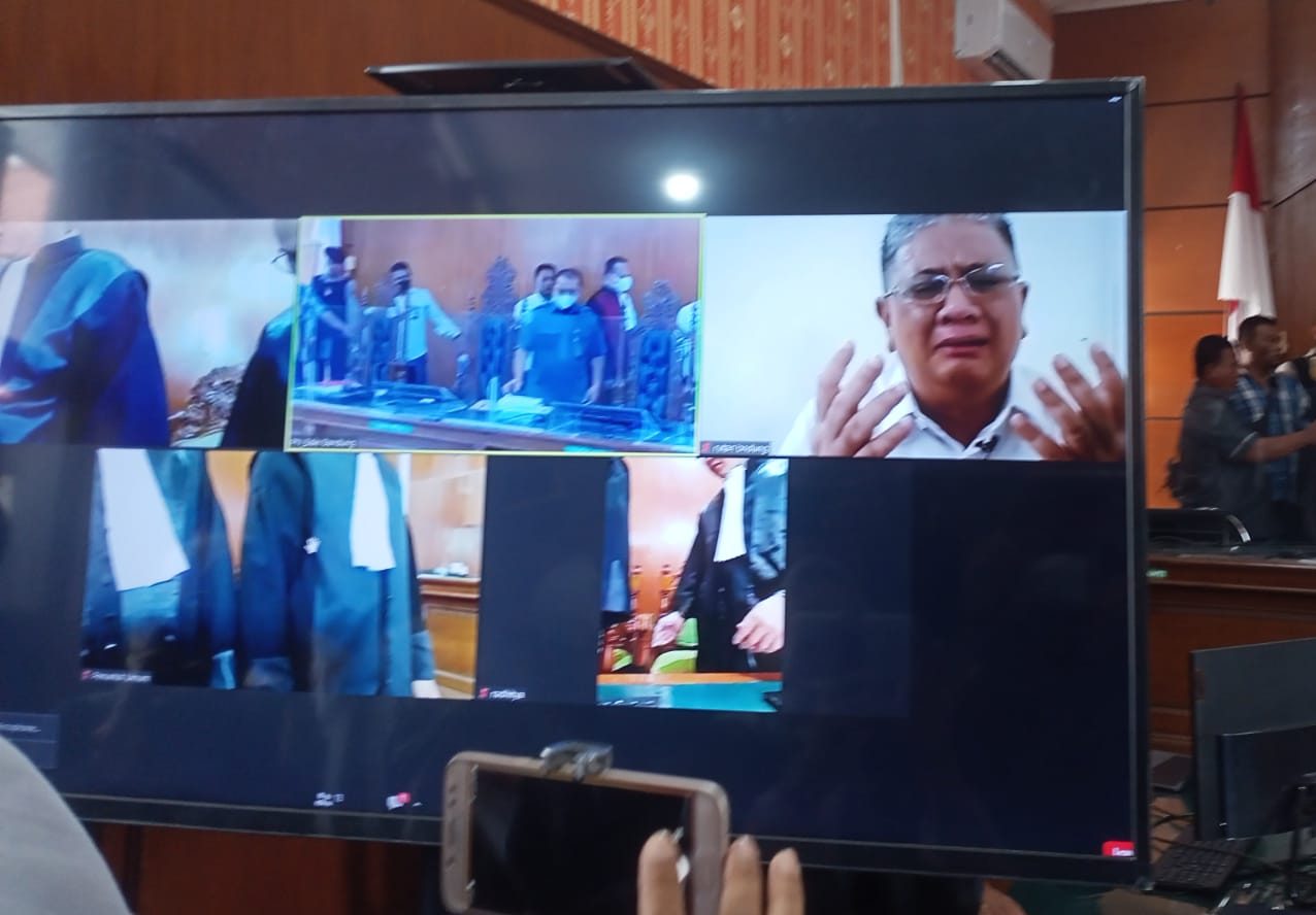 Majelis Hakim berikan vonis bebas kepada Irfan Suryanegara pada kasus penipuan dan penggelapan yang di gelar di PN Bale Bandung