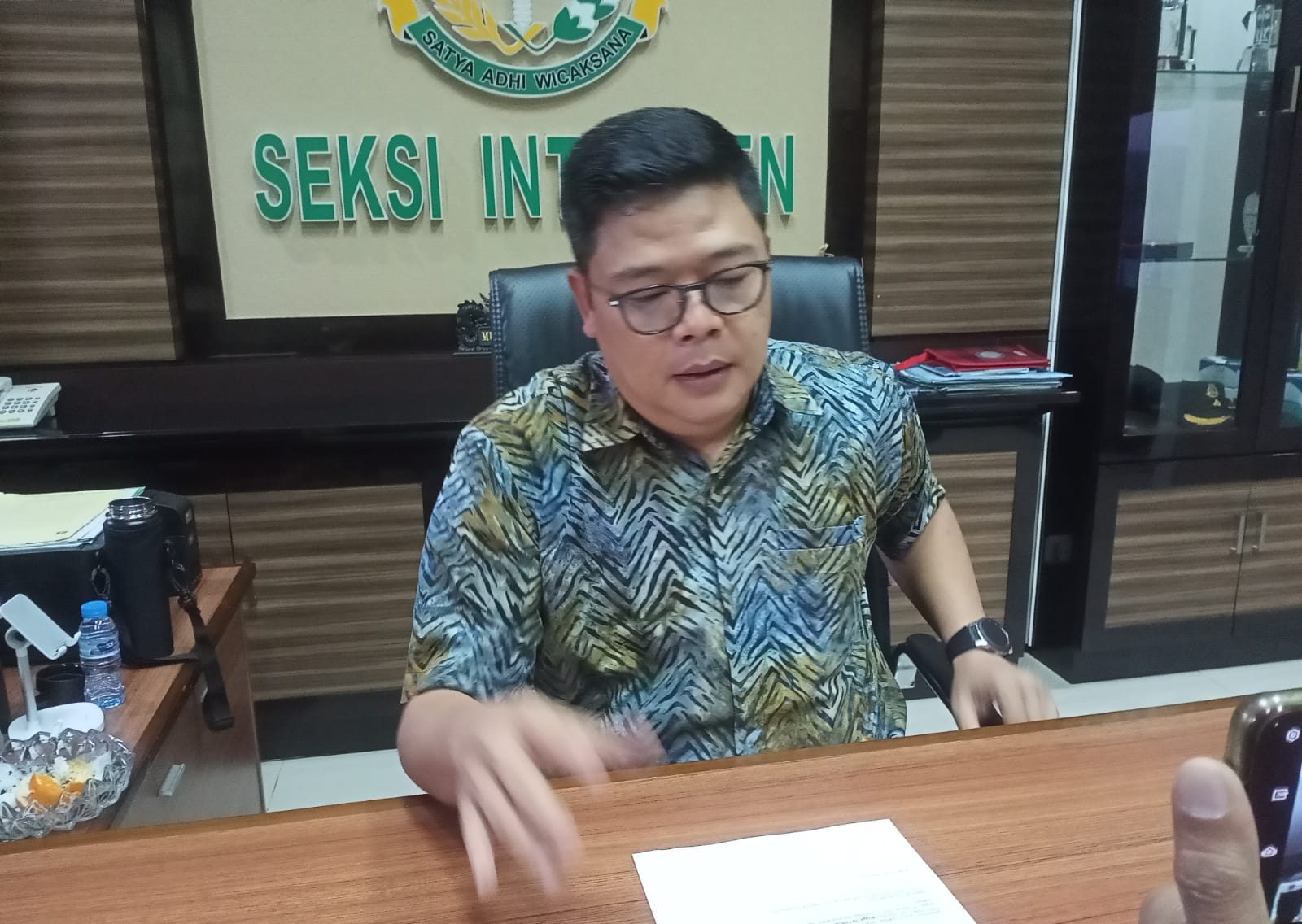 Pemberian Bantuan Hukum (PBH) Pencegahan Korupsi Jawa Barat mendatangi Kejari Kabupaten Bandung untuk menyerahkan bukti pendukung