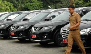 Sebanyak 8 unit kendaraan dinas milik Pemerintah Kabupaten Bandung Barat kondisinya tidak tahu timbanya alias hilang secara misterius