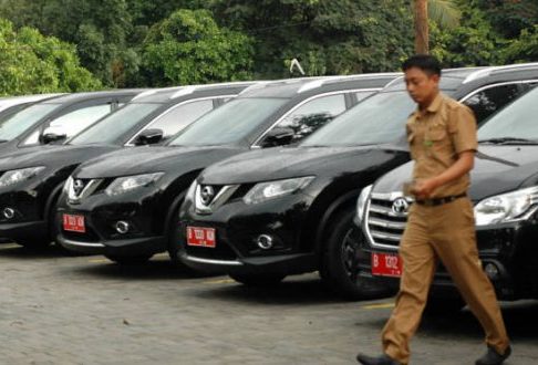 Sebanyak 8 unit kendaraan dinas milik Pemerintah Kabupaten Bandung Barat kondisinya tidak tahu timbanya alias hilang secara misterius