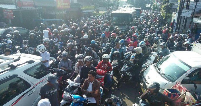 Penyebab Macet Bandung: Jumlah Kendaraan Hampir Setara dengan Jumlah Penduduk
