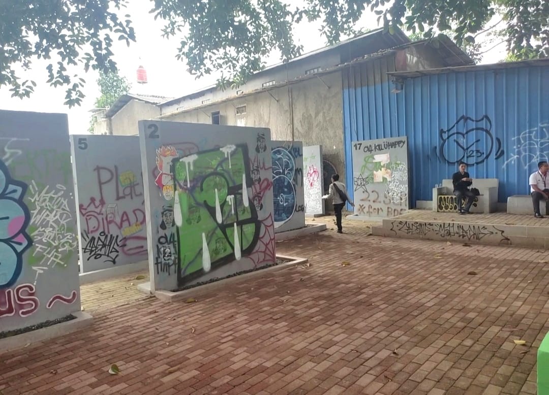 Pemerintah Kota Bandung sebelumnya telah meresmikan ruang publik baru, bernama Ruang Vandal Karet Kebo. (SADAM HUSEN SOLEH RAMDHANI/JABAR EKSPRES)