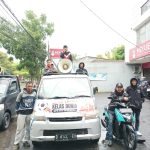 Kegiatan sosialisasi warga Kota Bandung, Jawa Barat dalam dukungannya kepada calon Ketua Umum PSSI, Erick Thohir dengan cara woro-woro.