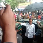 Presiden Jokowi saat mengunjungi salah satu pasar tradisional di Kota Bandung beberapa bulan lalu.