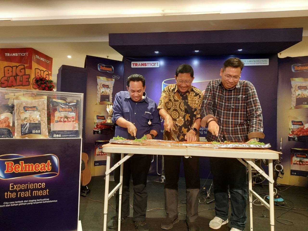 PENUHI PASAR: Belmeat, produk olahan daging sapi hadir di Bandung untuk memenuhi kebutuhan konsumen.