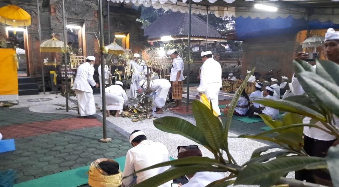 Sambut Hari Raya Nyepi, Ratusan Umat Hindu Cimahi Gelar Puncak Tawur Agung Kesanga di Pura Agung Wira Loka Natha
